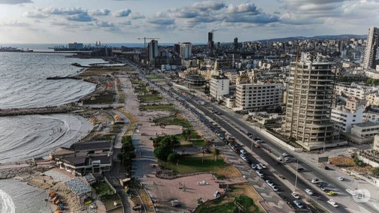 السياحة في مدينة طرطوس في الساحل السوري